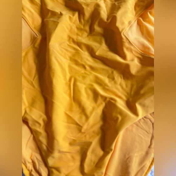 Sweaty Betty swimsuit - Picture 6 of 8